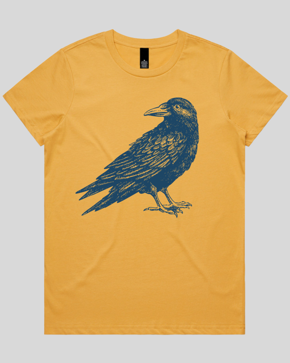 Raven Standing Women's T-Shirt