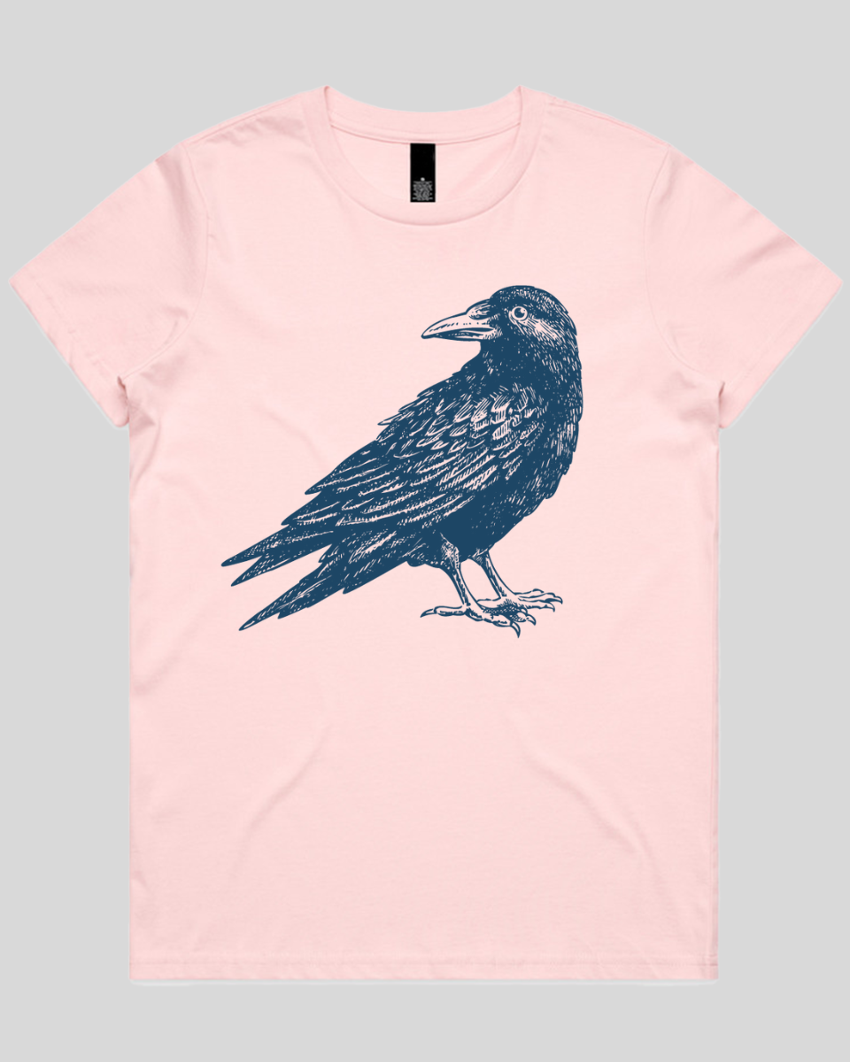 Raven Standing Women's T-Shirt