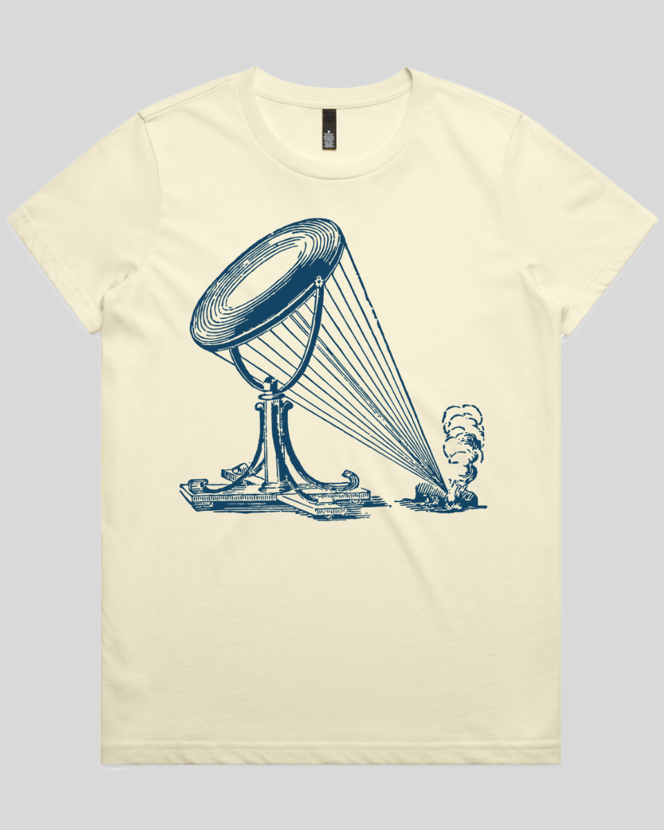 Retro Magnifying Glass Women's T-Shirt