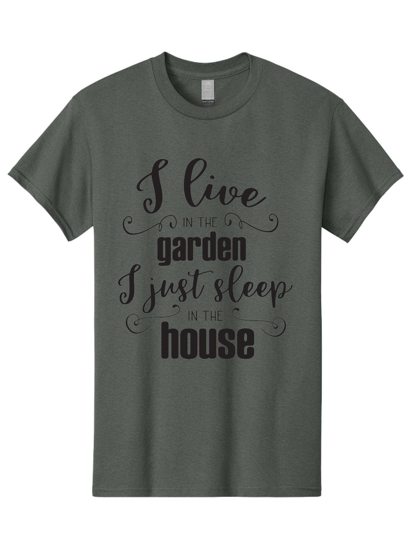I-Live-In-The-Garden-I-Just-Sleep-In-The-House Men'S Graphic Tee, 100% Cotton, Comfortable Casual Summer Wear, Machine Washable, Inspirational Quote, Garden Lover, House And Garden, Outdoor Living, Nature Enthusiast, Gardening Life, Quote Art, Aac852