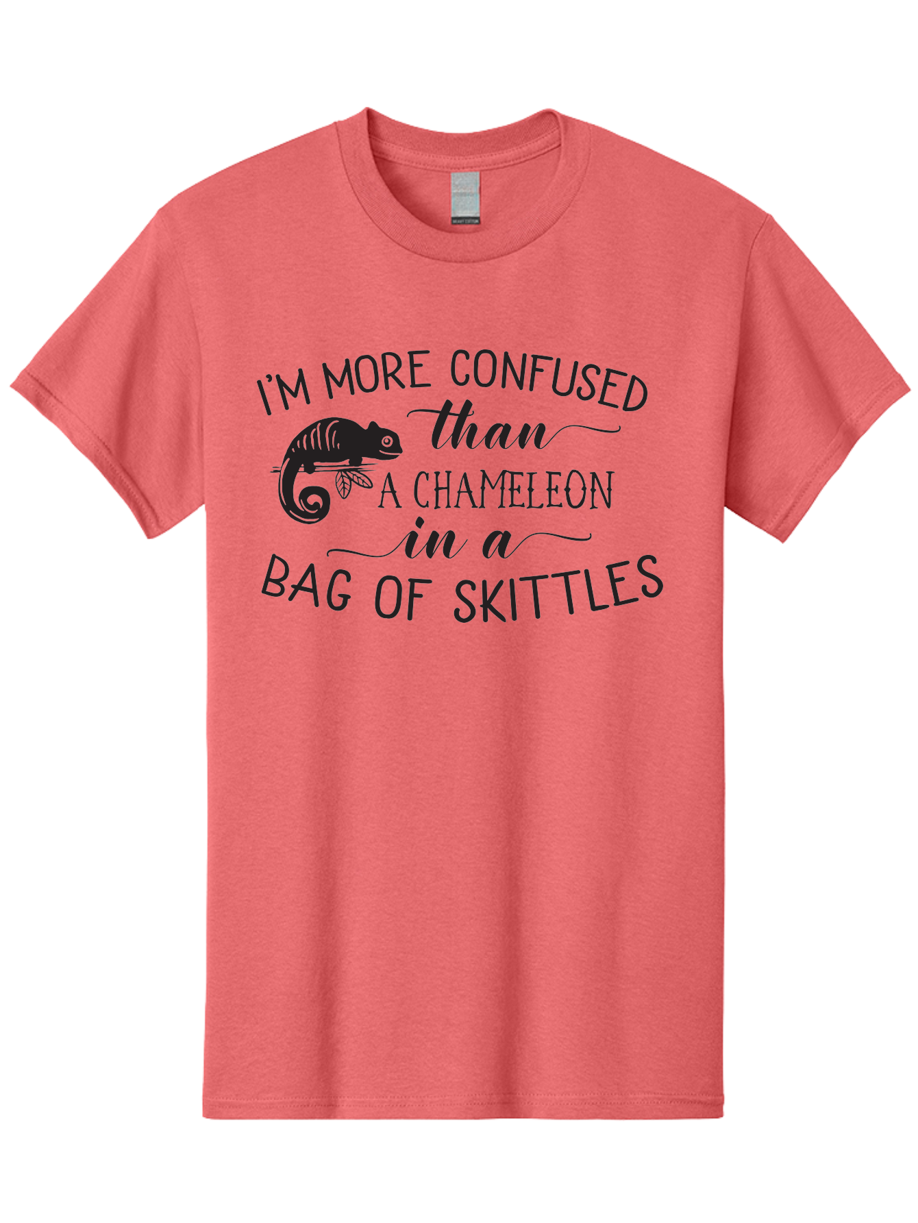 I-M-More-Confused-Than-A-Chameleon-In-A-Bag-Of-Skittles Men'S Graphic Tee, 100% Cotton, Comfortable Casual Summer Wear, Machine Washable, Funny Quote, Humorous Saying, Confused Chameleon, Bag Of Skittles, Playful Graphic, Whimsical Design, Aac863