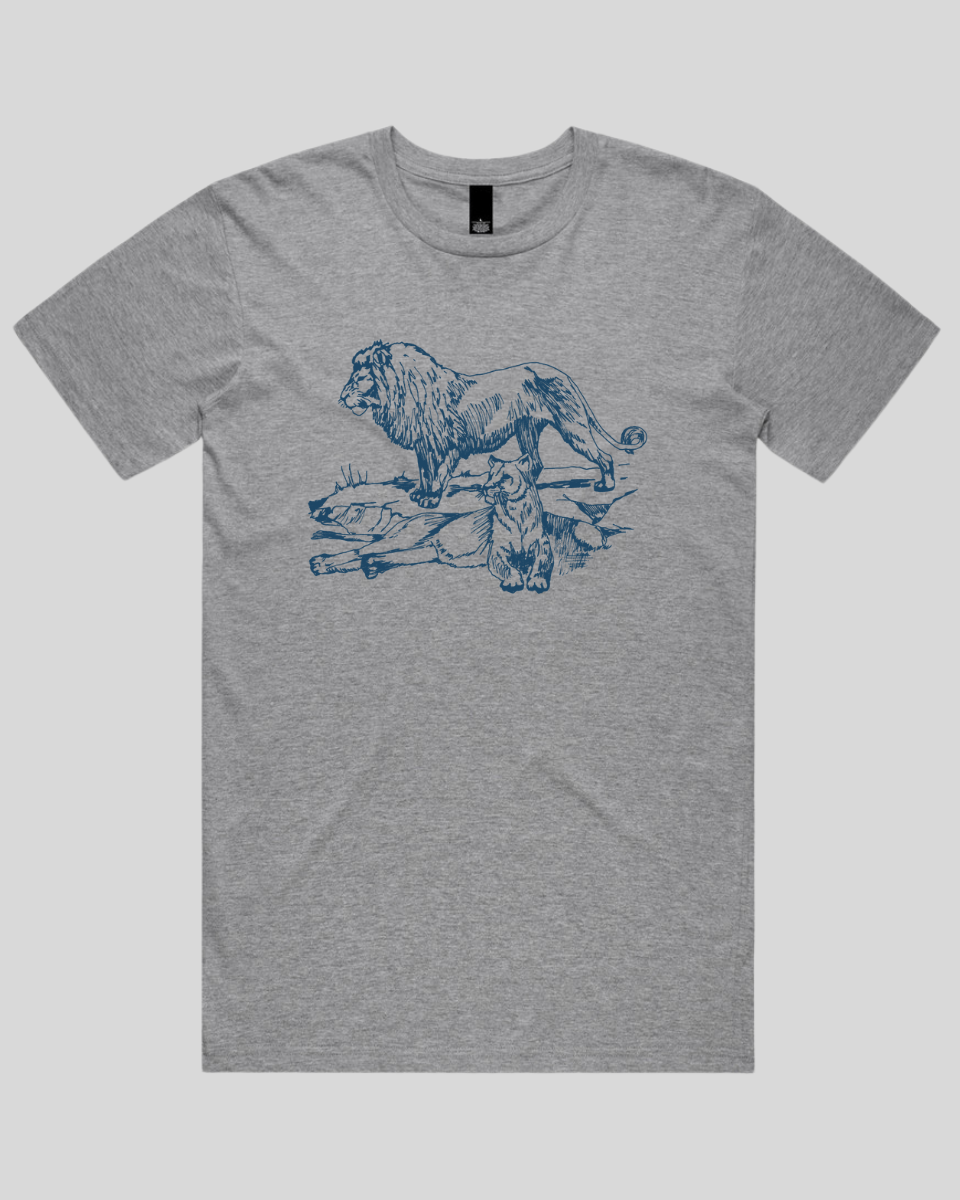 Watchful Kingship Men's T-Shirt