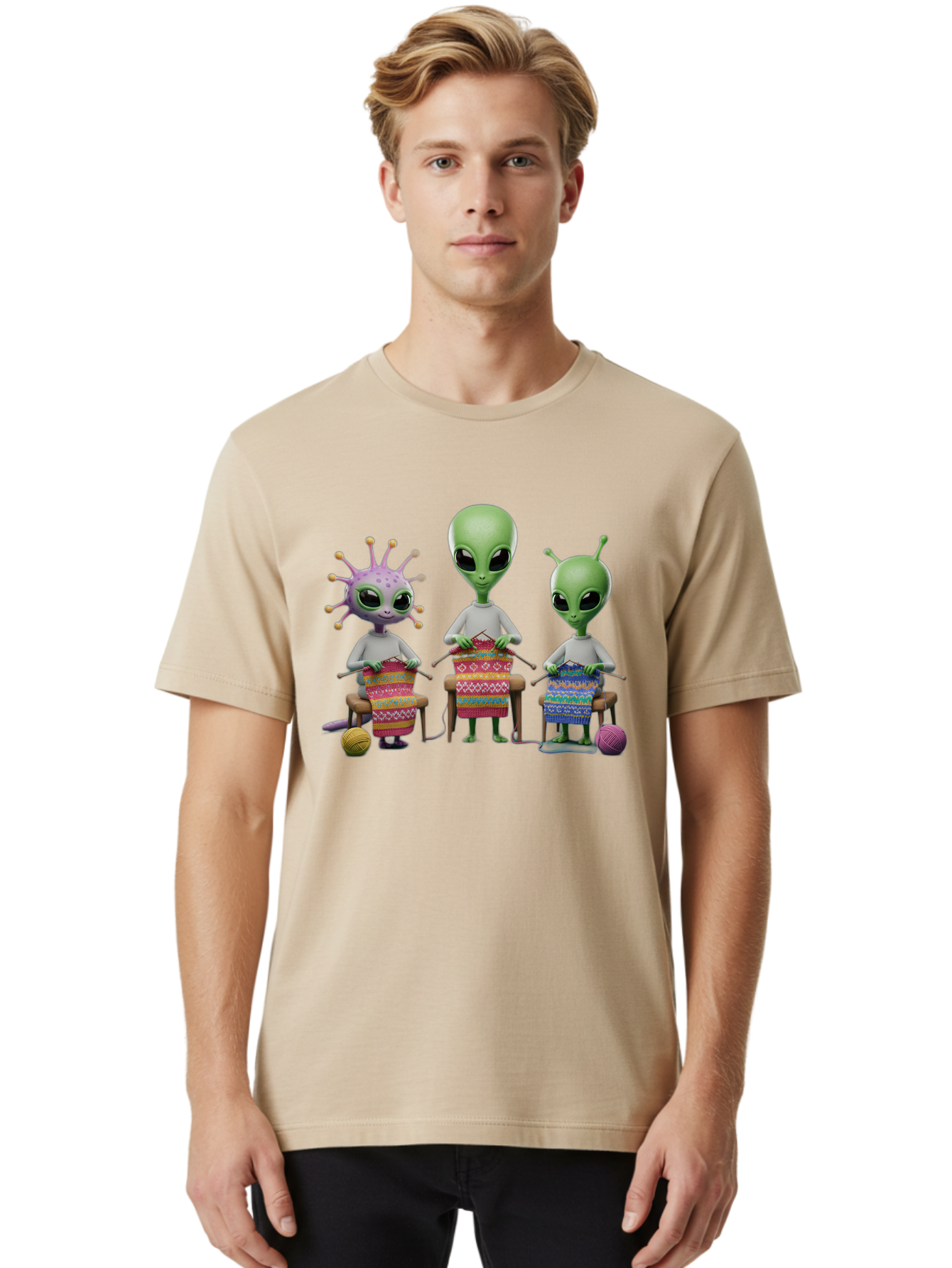 Aliens-Knitting Men'S Graphic Tee, 100% Cotton, Comfortable Casual Summer Wear, Machine Washable, Cartoon Aliens, Knitting Patterns, Colorful Yarn, Creative Creatures, Extraterrestrial Hobby, Playful Illustration, Knitting Needles, Bab638