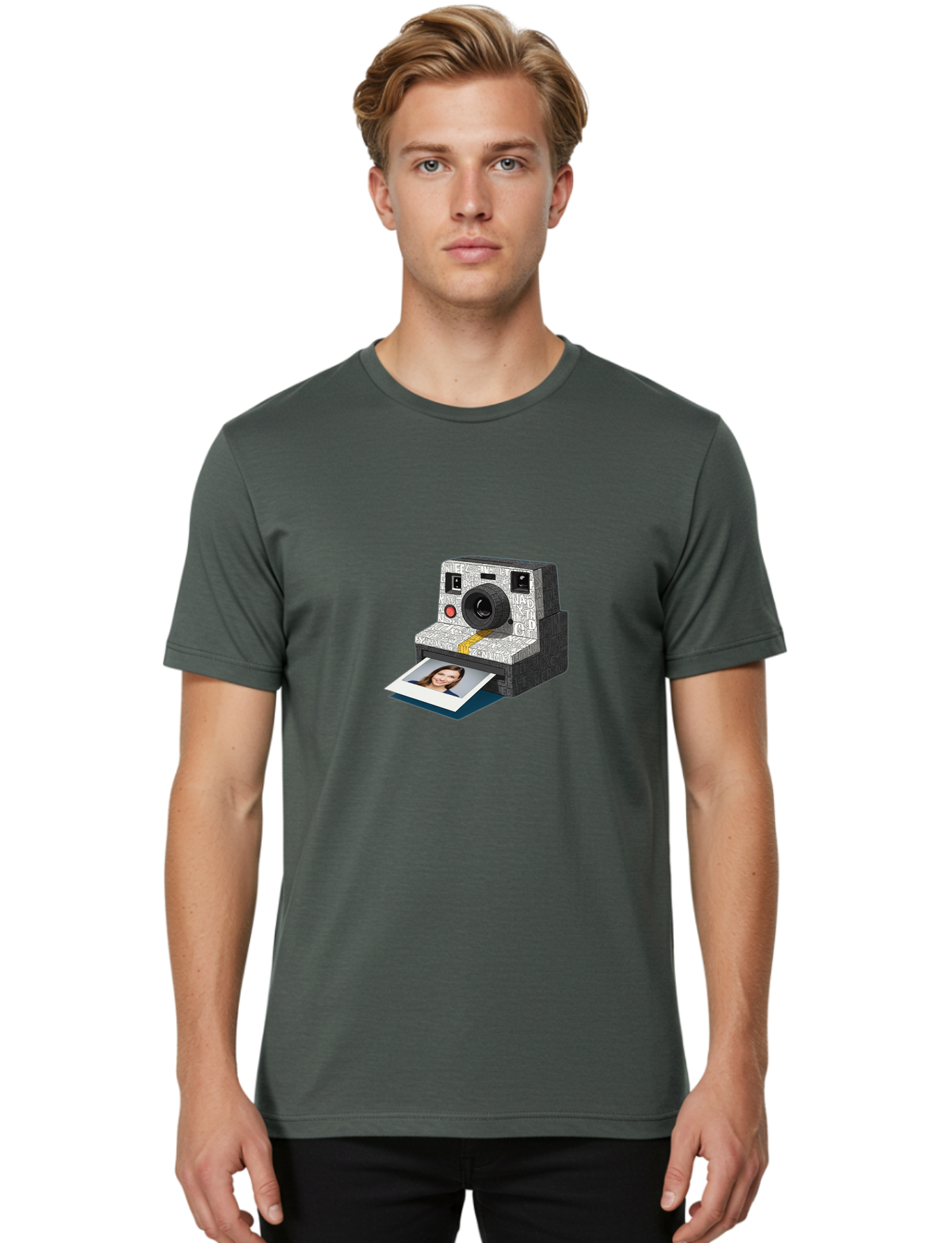 Polaroid-Camera-9 Men'S Graphic Tee, 100% Cotton, Comfortable Casual Summer Wear, Machine Washable, Vintage Camera, Instant Photography, Polaroid Picture, Smiling Woman, Retro Style, Nostalgic Feel, Analog Photography, Instant Print Bae689