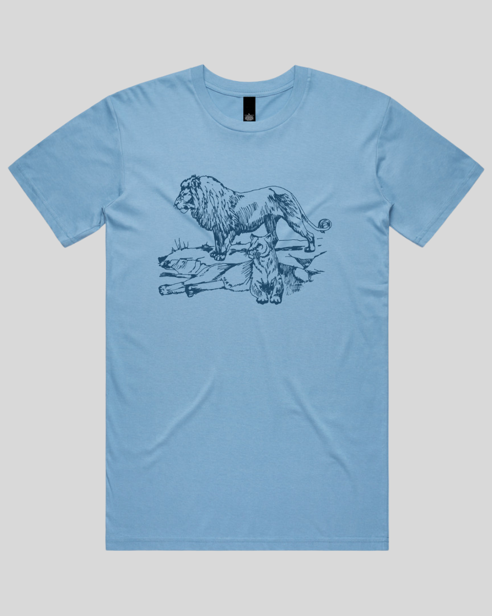 Watchful Kingship Men's T-Shirt