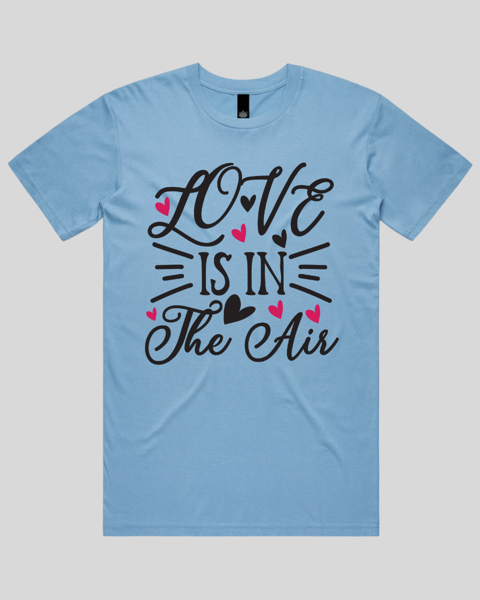 Love Is In The Air Men's T-Shirt