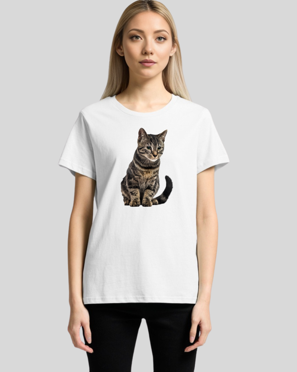 Focused Cat Women's T-Shirt