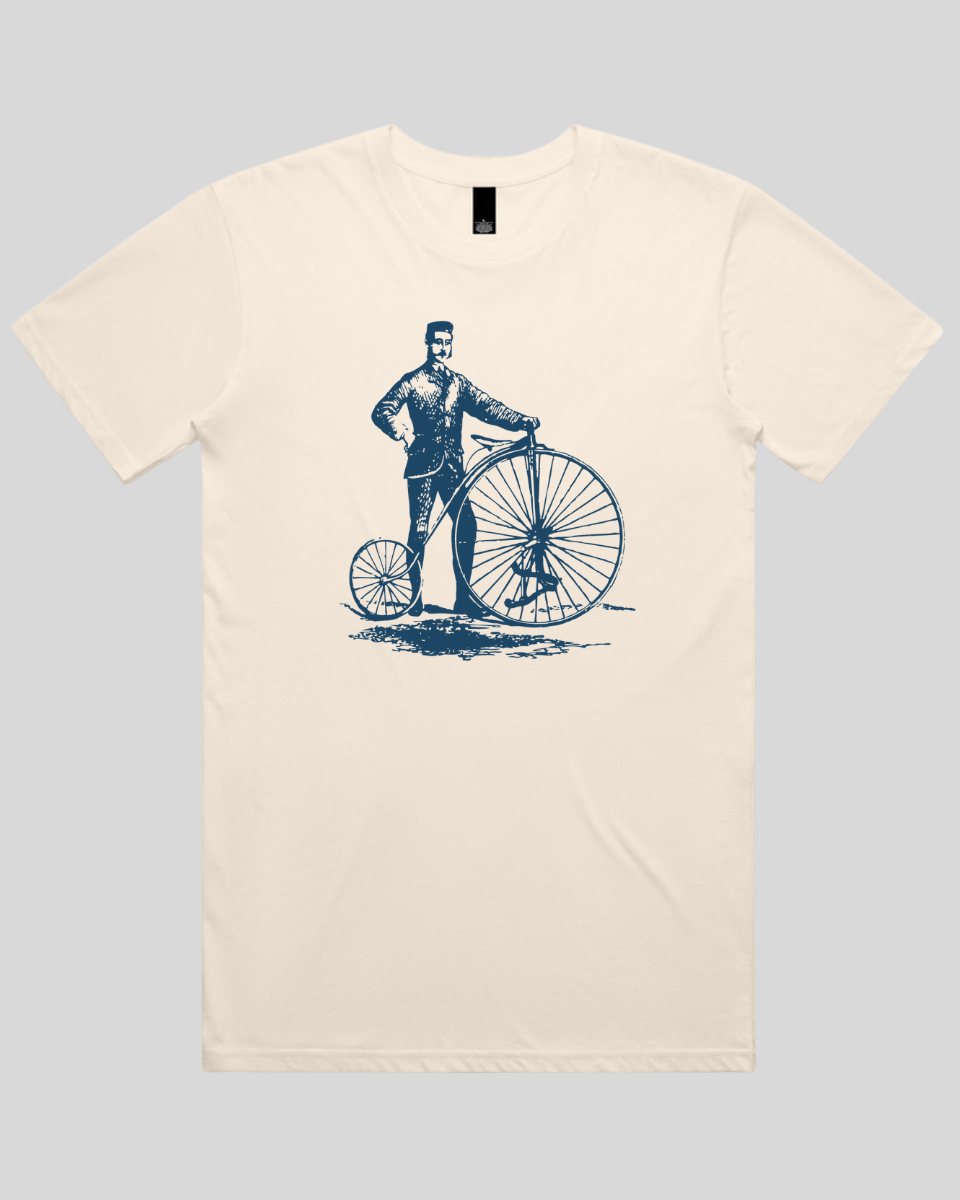 Old-Fashioned Gentleman and Bicycle Men's T-Shirt