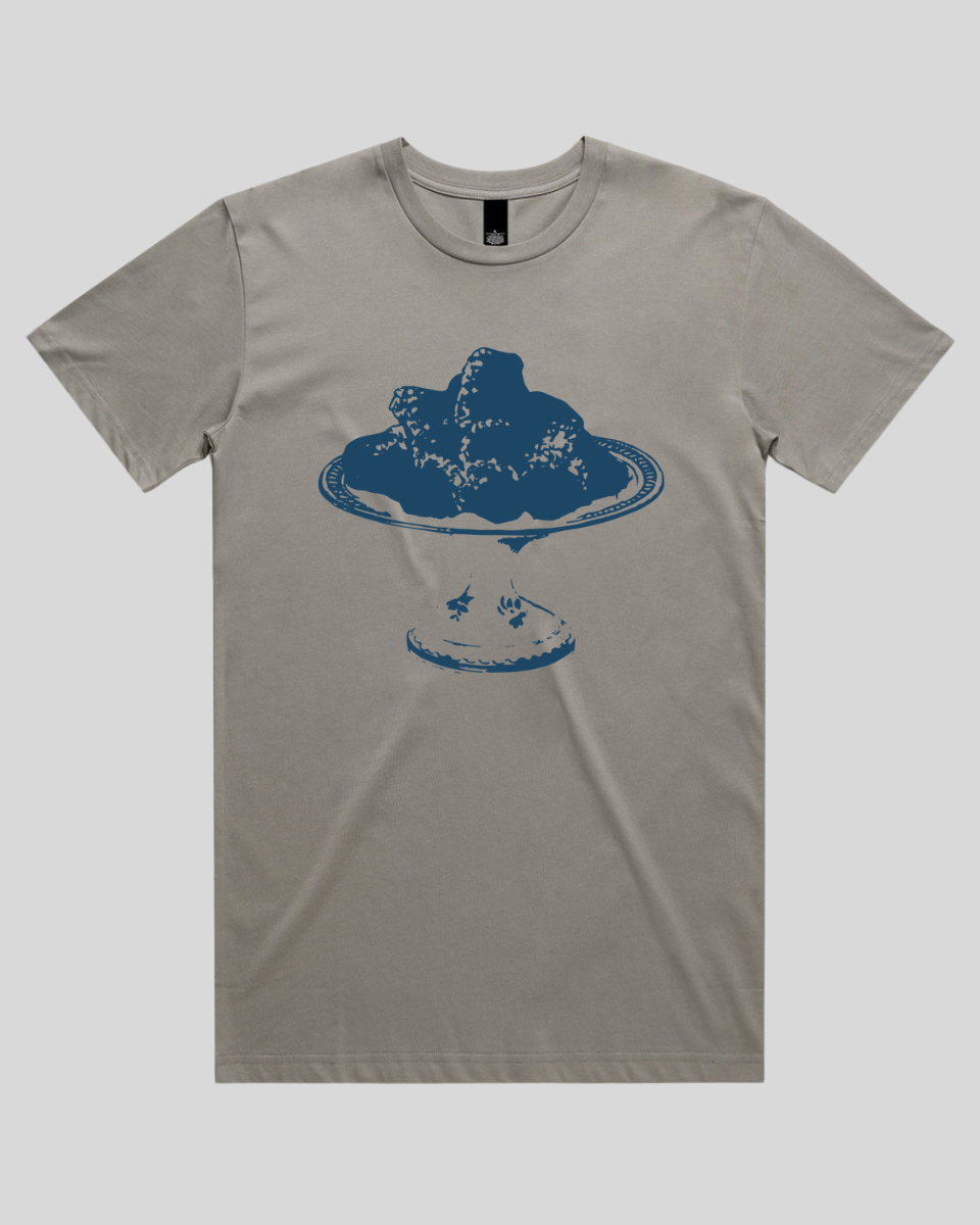 Crowned Cake Men's T-Shirt