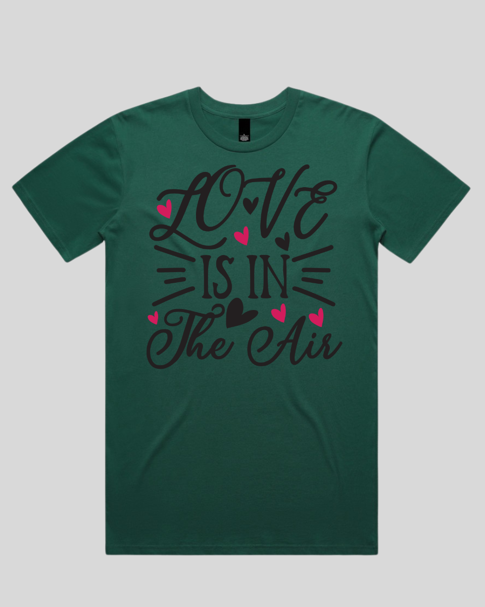 Love Is In The Air Men's T-Shirt