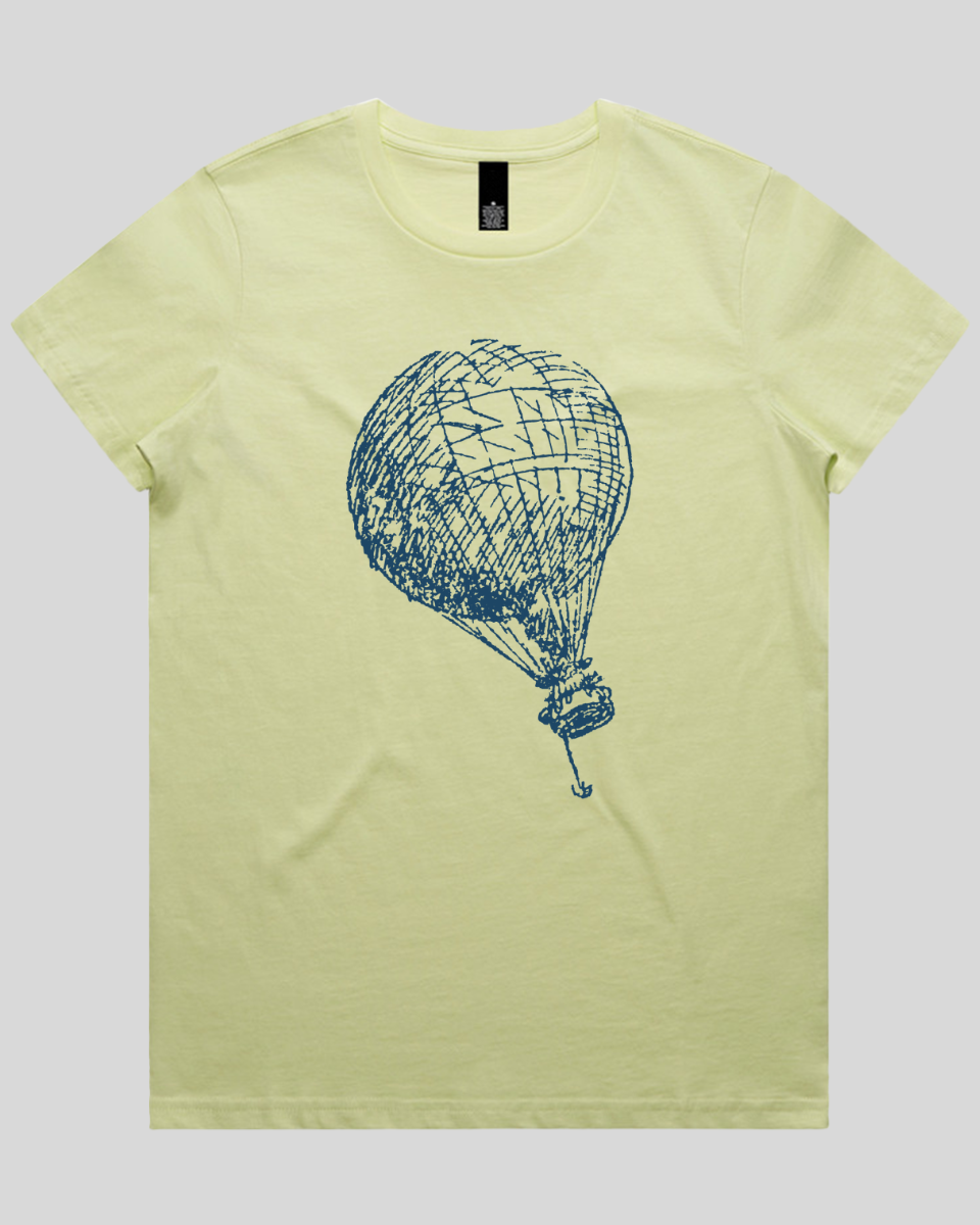 Balloon-flying Women's T-Shirt