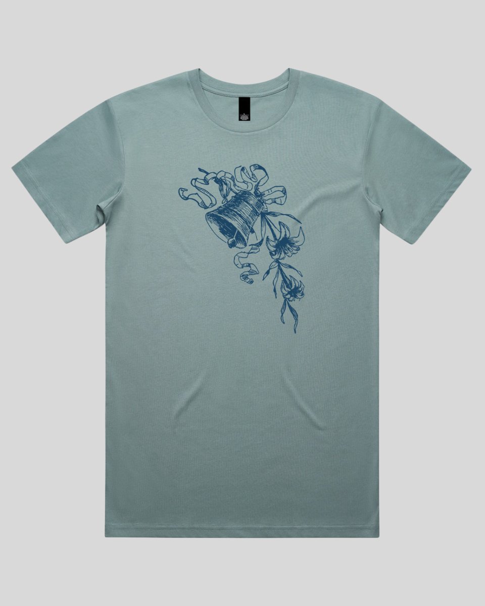 Victorian Bloom Ring Men's T-Shirt