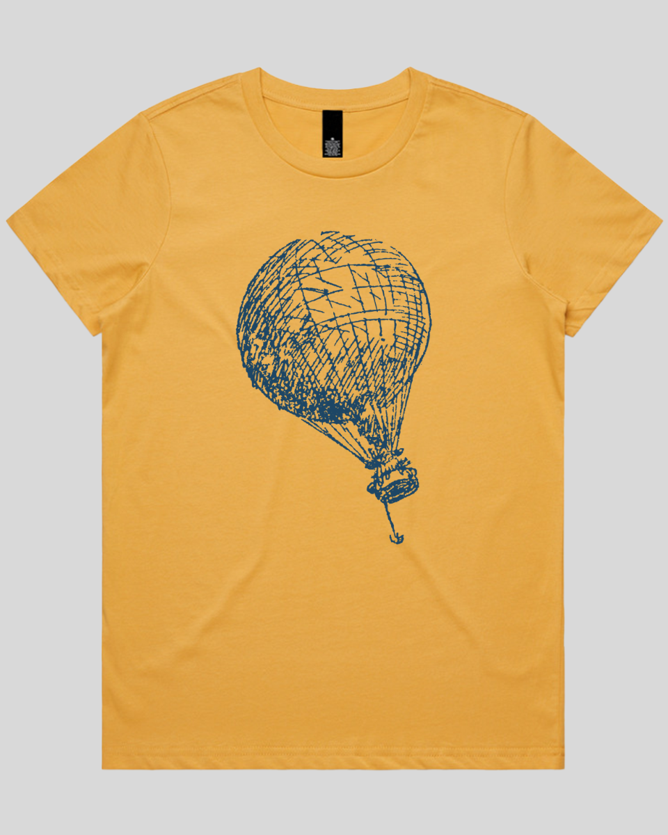 Balloon-flying Women's T-Shirt