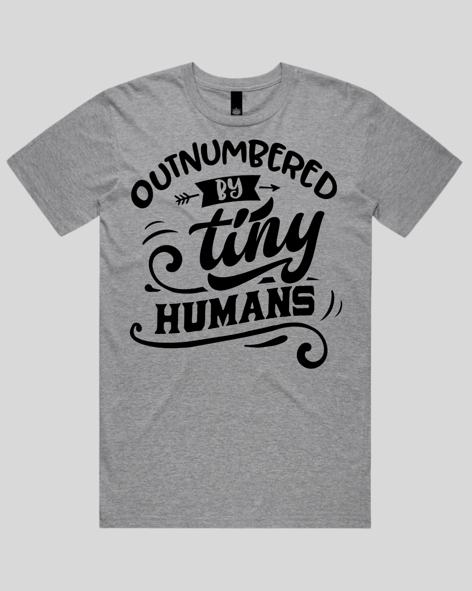 Outnumbered by tiny humans Men's T-Shirt