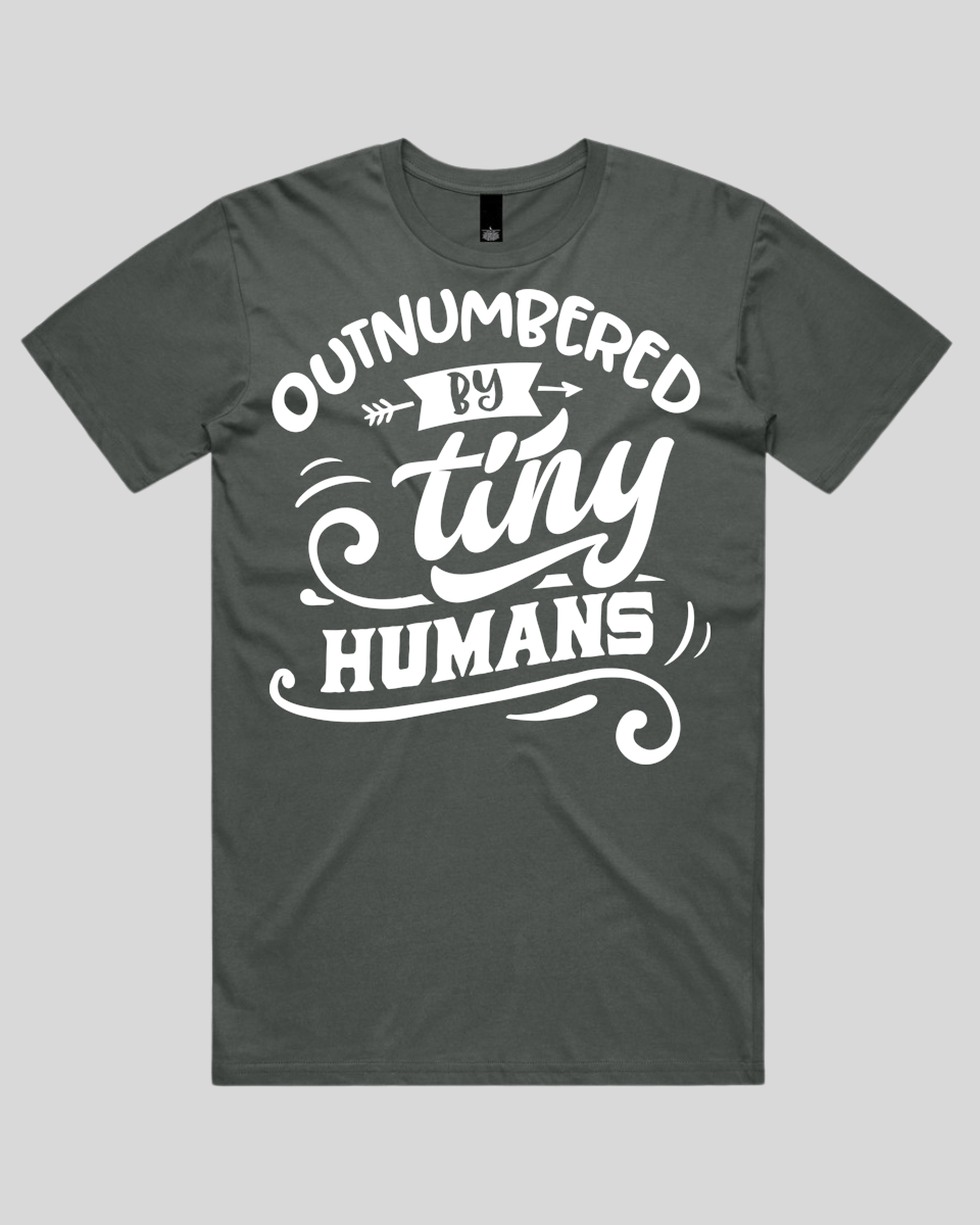 Outnumbered by tiny humans Men's T-Shirt