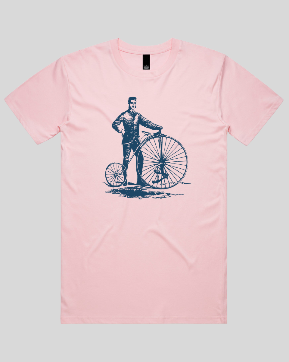Old-Fashioned Gentleman and Bicycle Men's T-Shirt