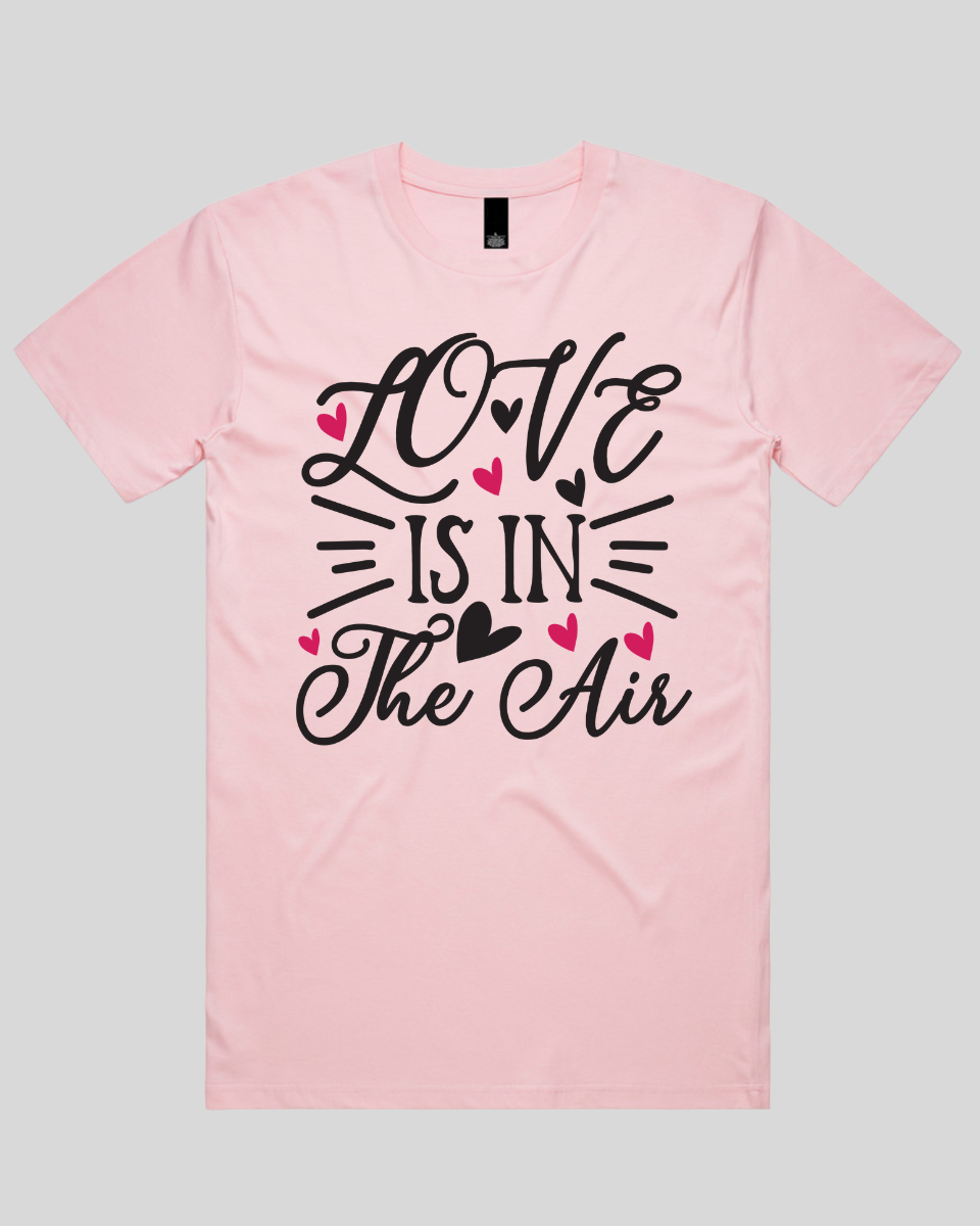 Love Is In The Air Men's T-Shirt