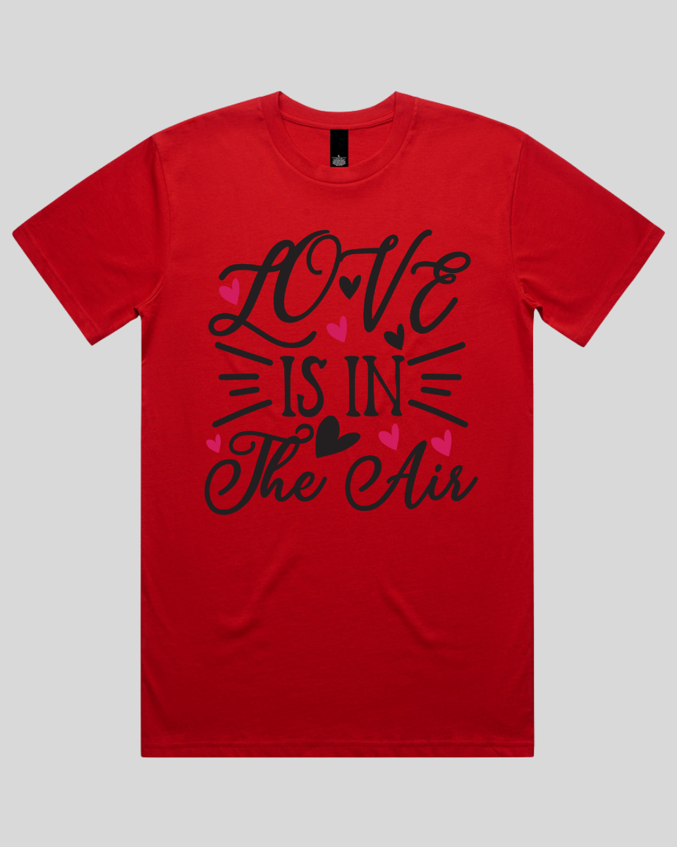 Love Is In The Air Men's T-Shirt