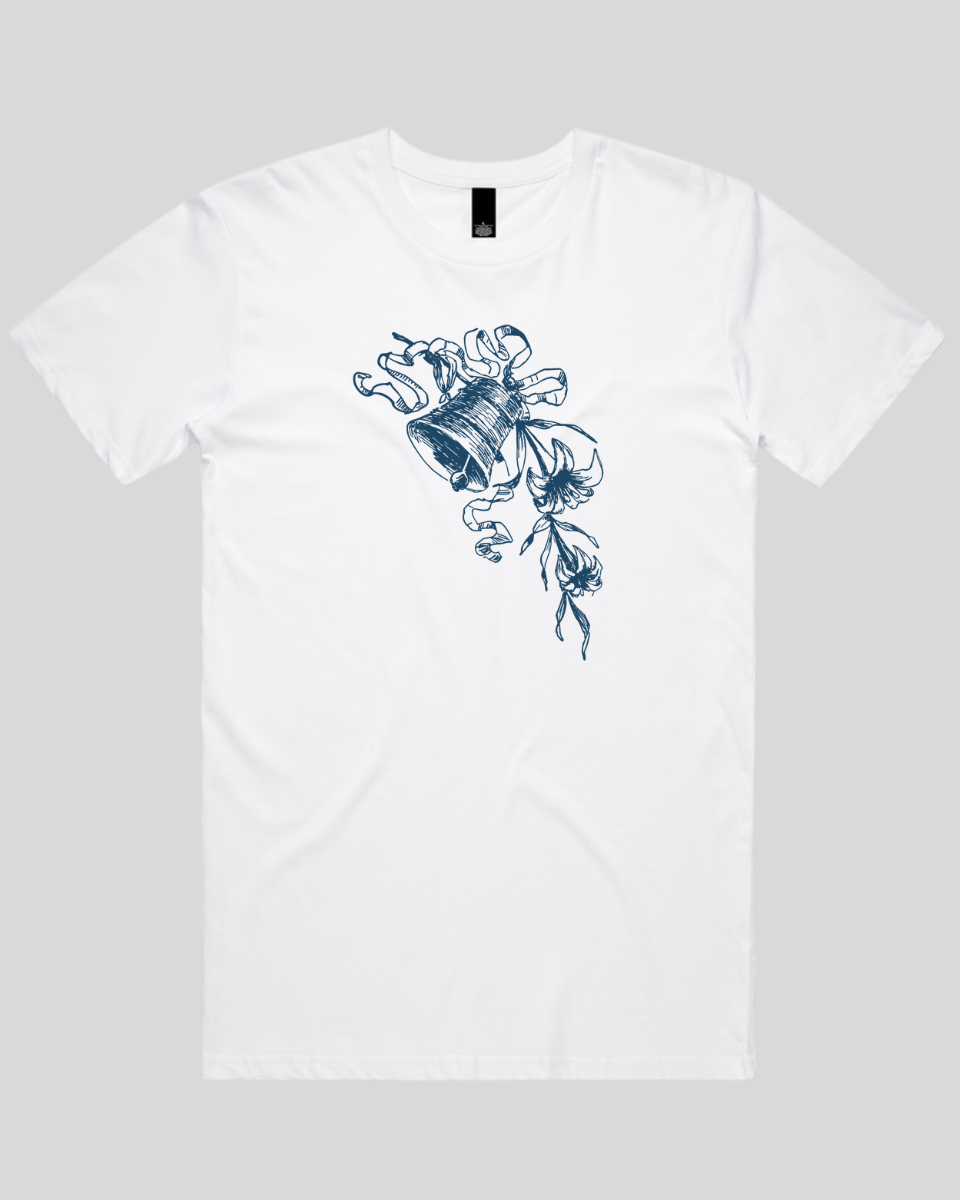 Victorian Bloom Ring Men's T-Shirt