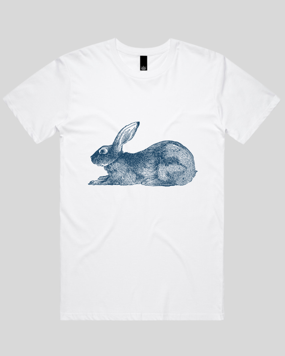 Rabbit Sitting Men T-Shirt