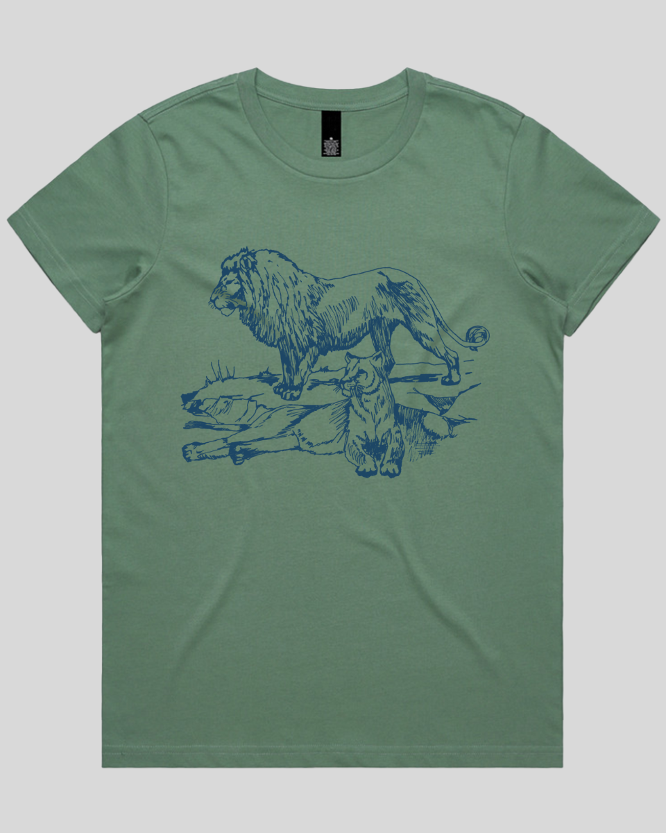 Watchful Kingship Women's T-Shirt