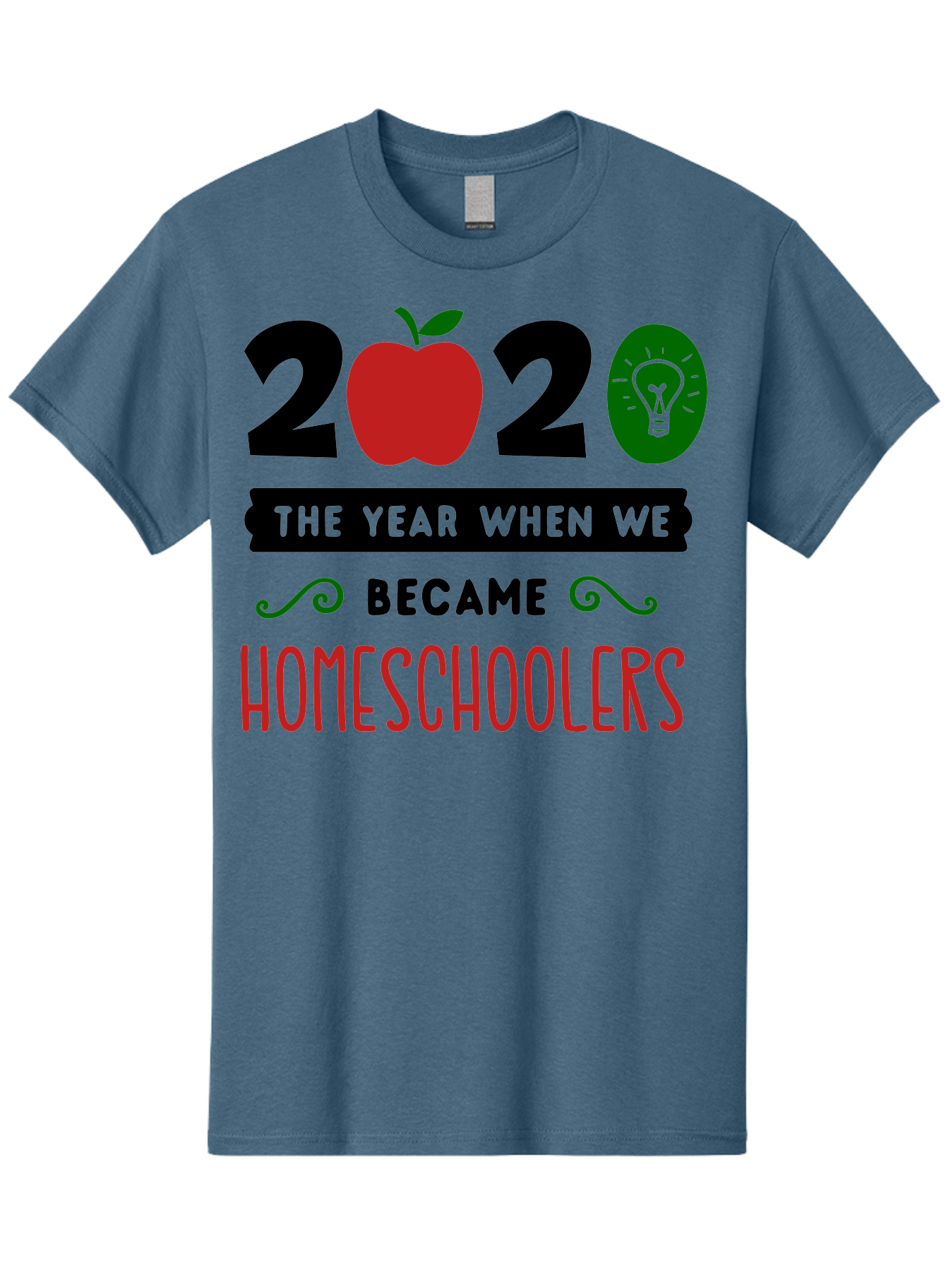 2020-The-Year-When-We-Became-Homeschoolers-3 Men'S Graphic Tee, 100% Cotton, Comfortable Casual Summer Wear, Machine Washable, Homeschooling, Homeschoolers, 2020, Apple, Light Bulb, Year Of Change, Educational Shift, Learning At Home, Aab311