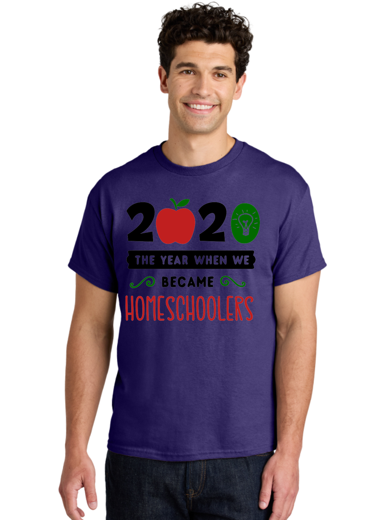 2020-The-Year-When-We-Became-Homeschoolers-3 Men'S Graphic Tee, 100% Cotton, Comfortable Casual Summer Wear, Machine Washable, Homeschooling, Homeschoolers, 2020, Apple, Light Bulb, Year Of Change, Educational Shift, Learning At Home, Aab311