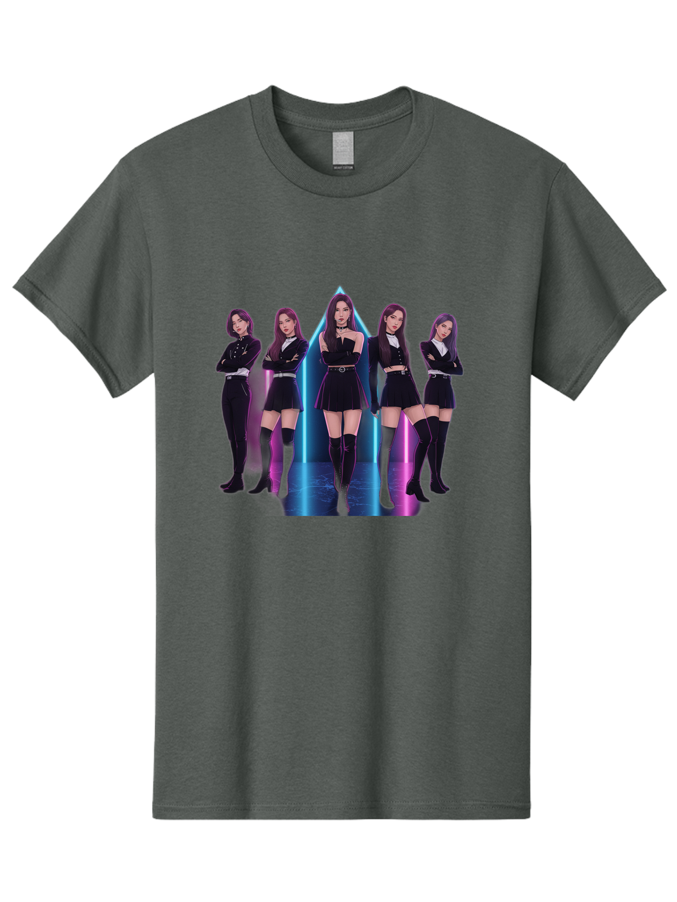 Itzy-Group-Shot Men'S Graphic Tee, 100% Cotton, Comfortable Casual Summer Wear, Machine Washable, K-Pop Group Itzy, Five Members Standing Together, Black Outfits, Futuristic Style, Neon Lights, Edgy Fashion, Modern Music, Group Pose, Bac077
