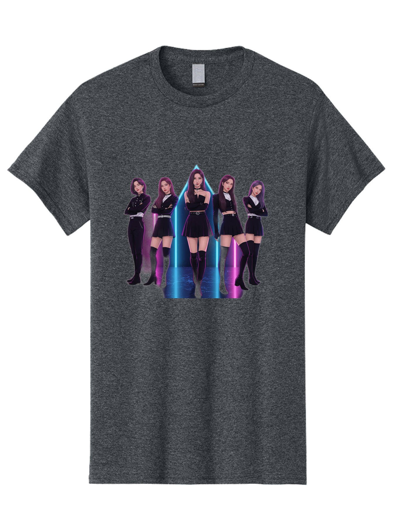 Itzy-Group-Shot Men'S Graphic Tee, 100% Cotton, Comfortable Casual Summer Wear, Machine Washable, K-Pop Group Itzy, Five Members Standing Together, Black Outfits, Futuristic Style, Neon Lights, Edgy Fashion, Modern Music, Group Pose, Bac077