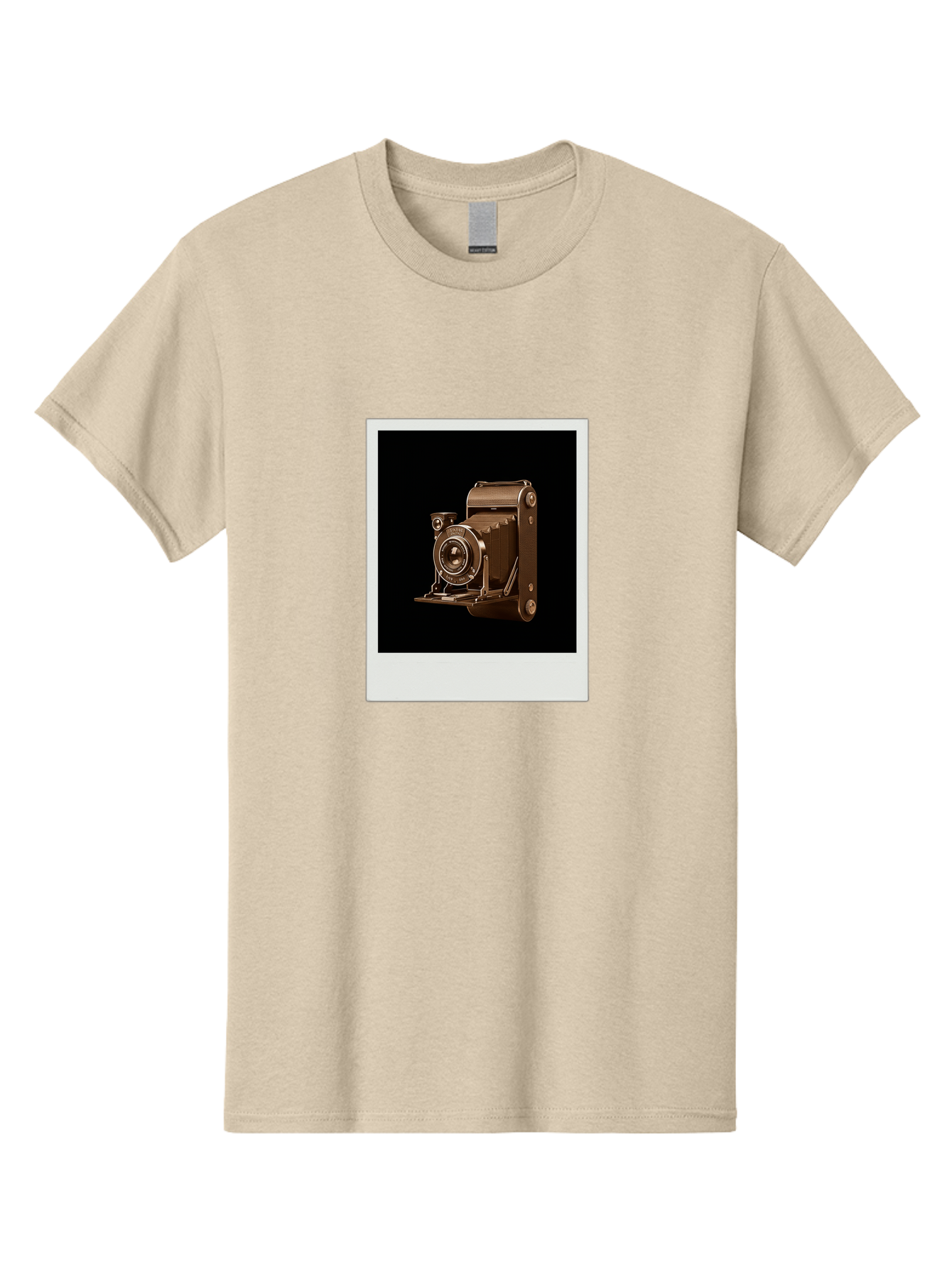 Polaroid-Camera-1 Men'S Graphic Tee, 100% Cotton, Comfortable Casual Summer Wear, Machine Washable, Vintage Camera, Old Photography Equipment, Retro Style, Antique Camera, Nostalgic Feel, Classic Design, Photography History, Instant Camera, Bae680