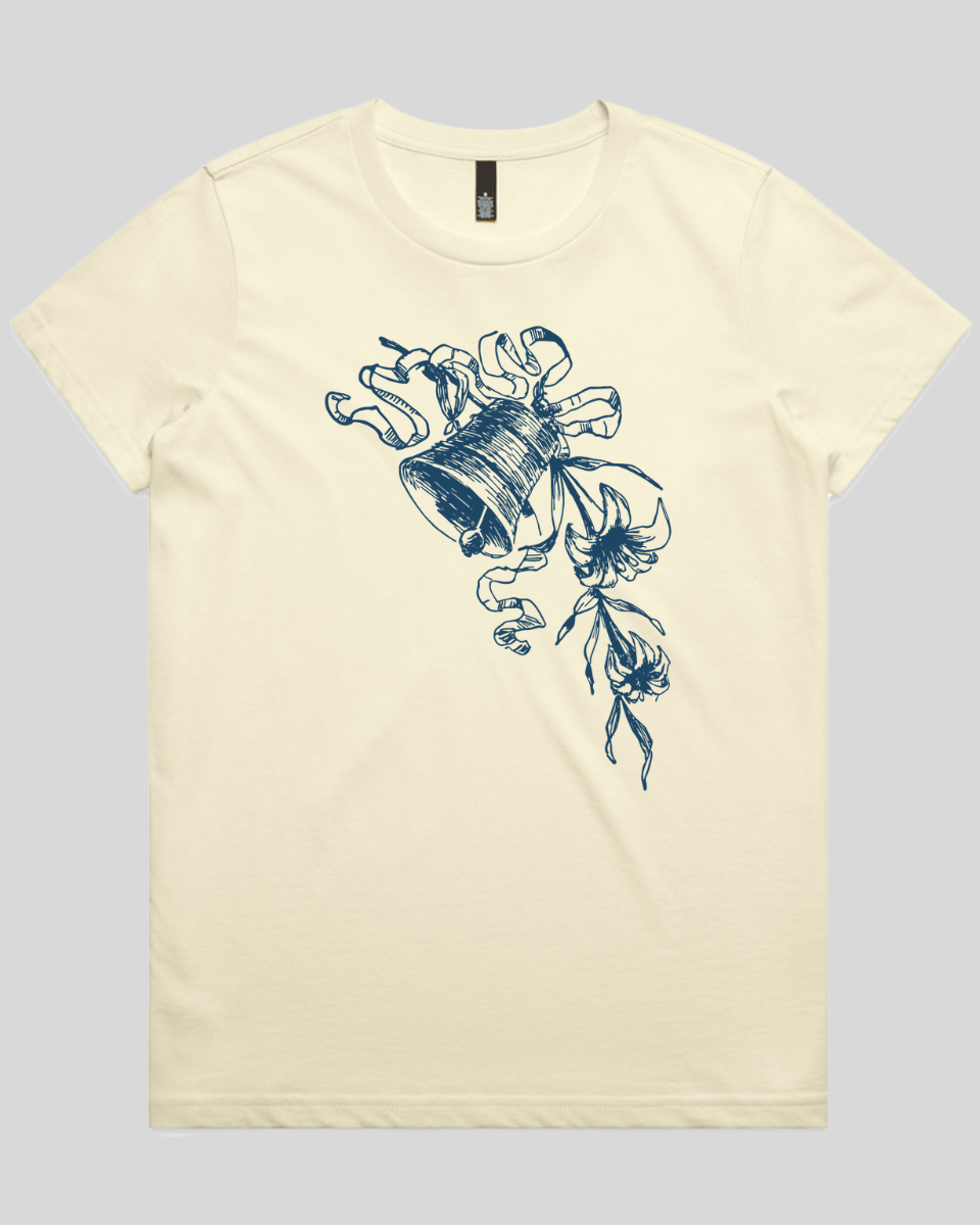 Victorian Bloom Ring Women's T-Shirt