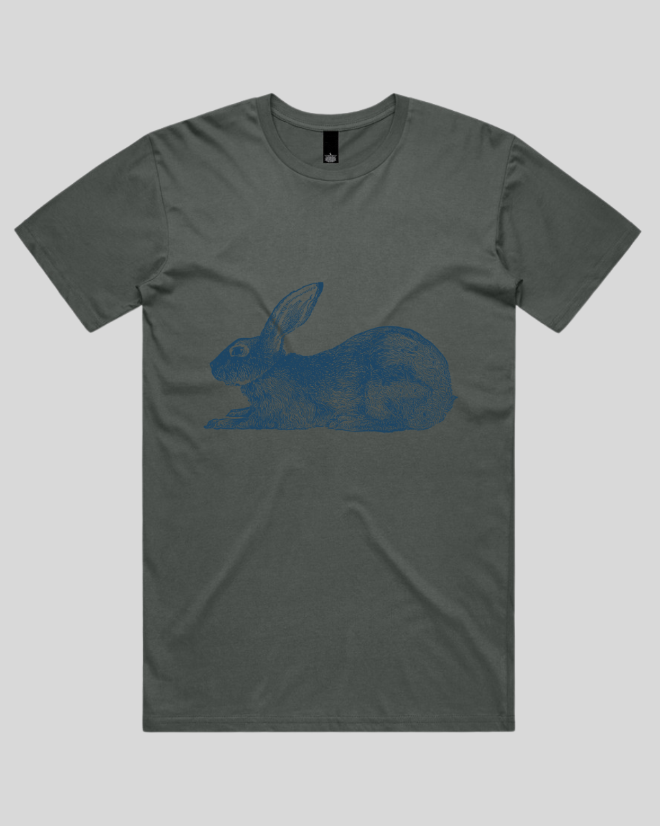 Rabbit Sitting Men T-Shirt
