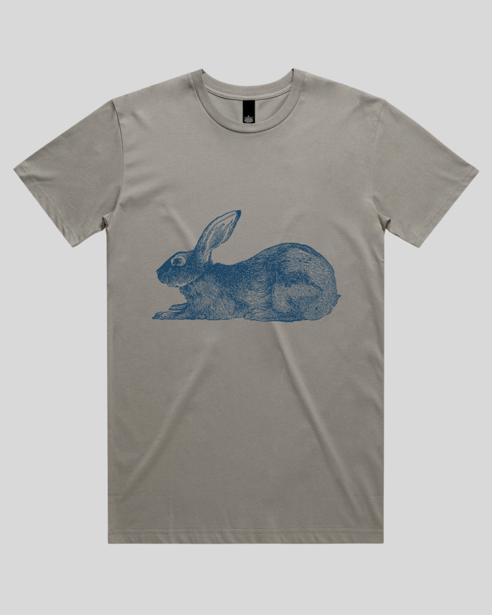 Rabbit Sitting Men T-Shirt