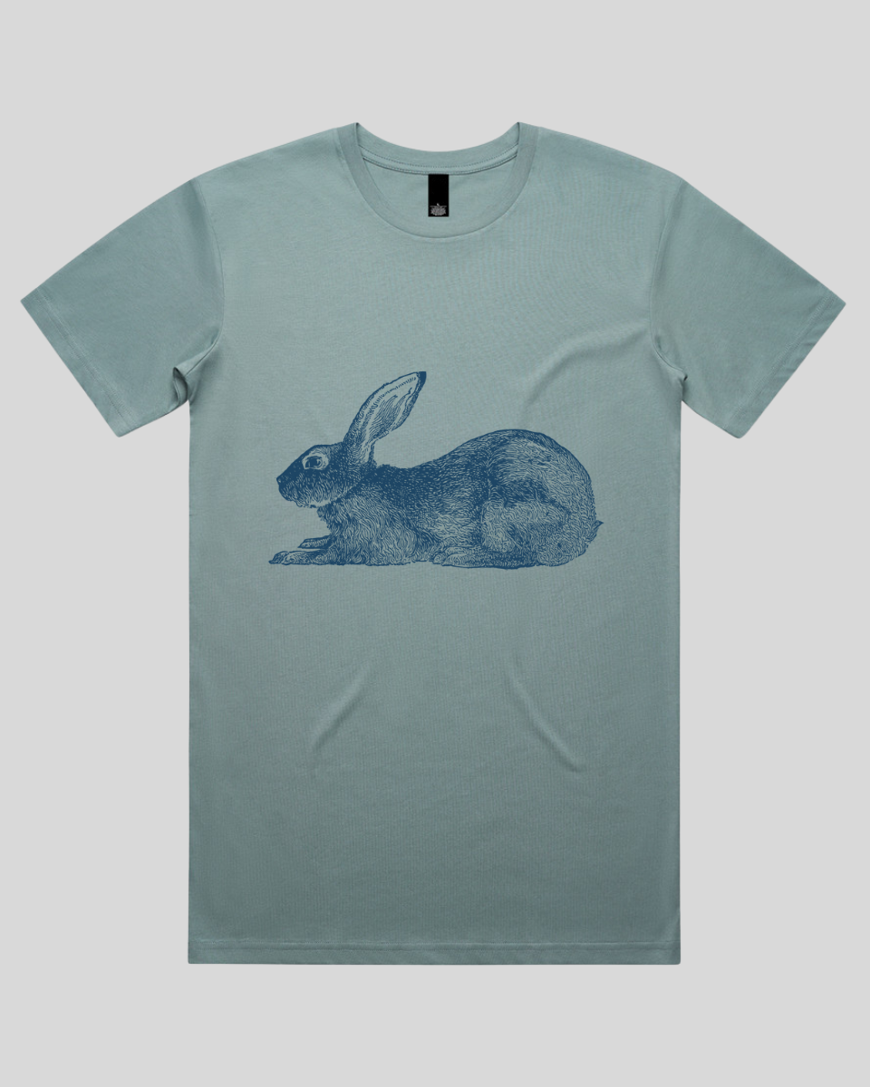 Rabbit Sitting Men T-Shirt