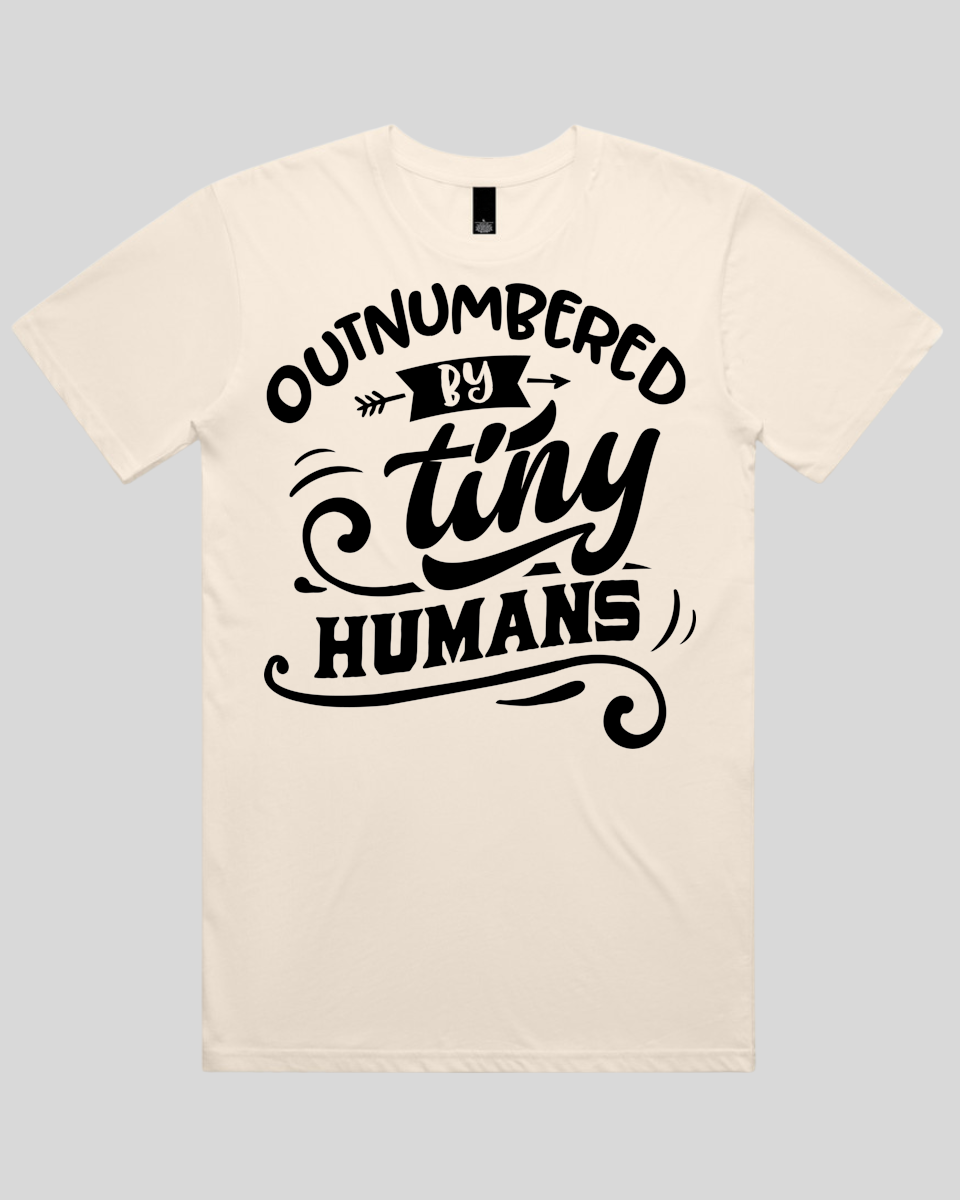Outnumbered by tiny humans Men's T-Shirt