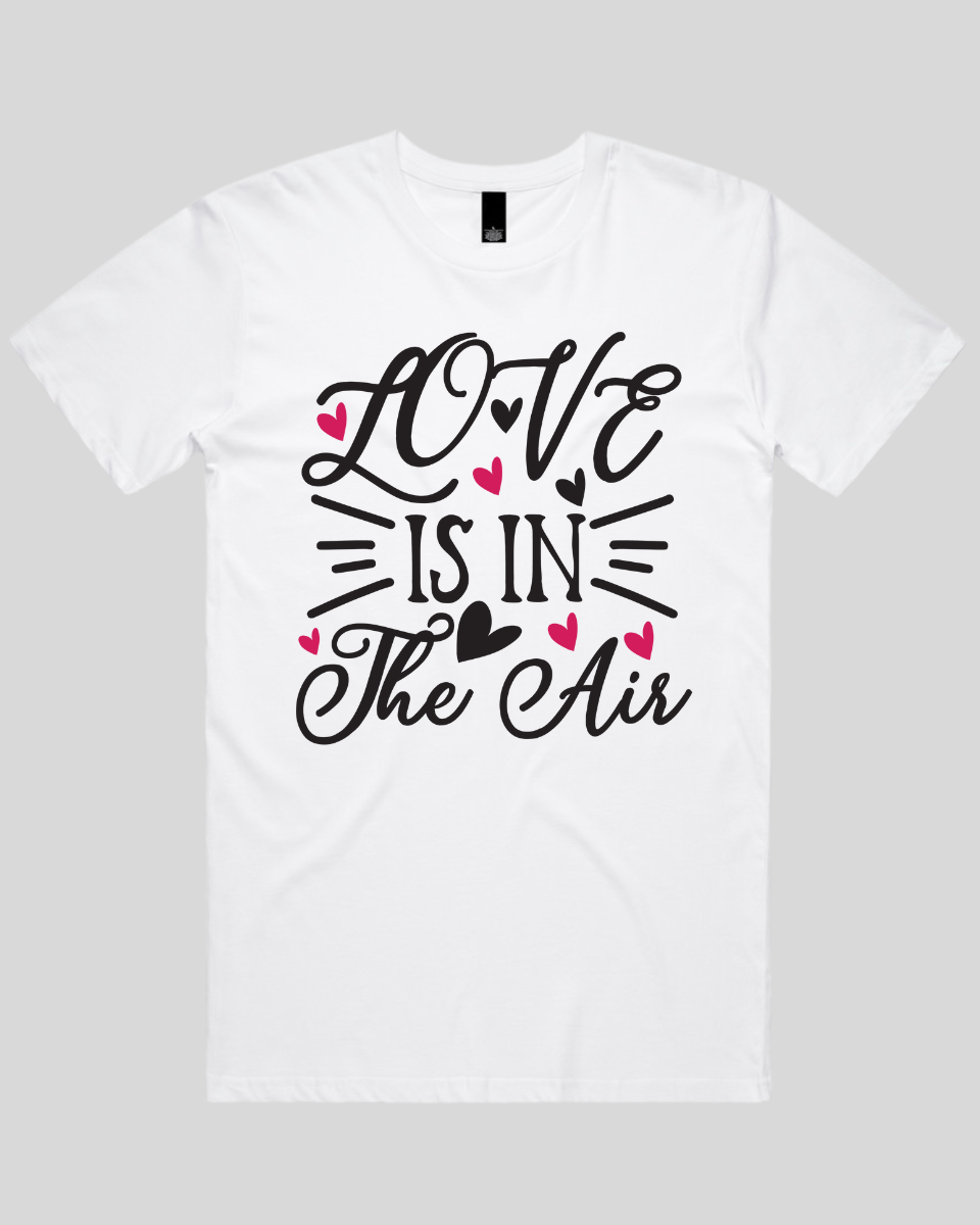 Love Is In The Air Men's T-Shirt